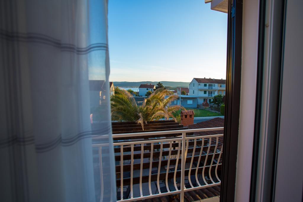 Lanterna Rooms Турань Экстерьер фото